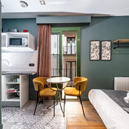 Ainb Born-Dames Apartments Barcelona Ngoại thất bức ảnh