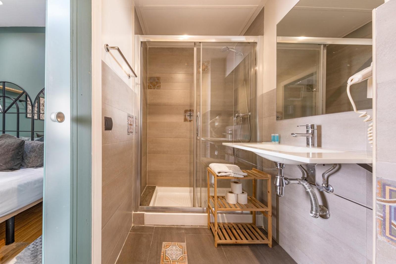 Ainb Born-Dames Apartments Barcelona Ngoại thất bức ảnh