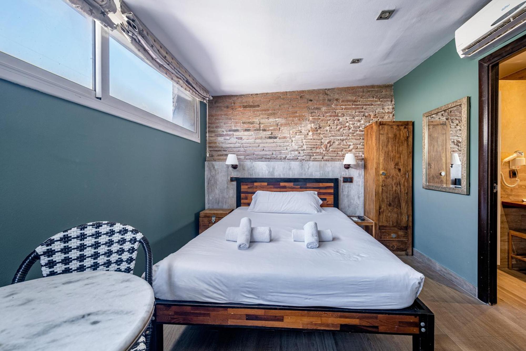 Ainb Born-Dames Apartments Barcelona Ngoại thất bức ảnh