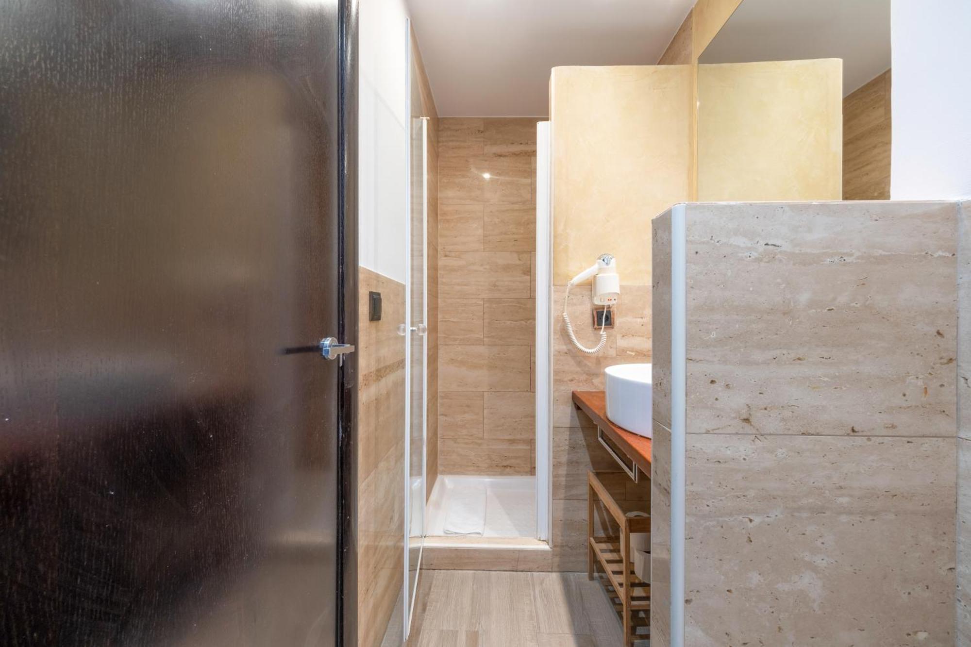 Ainb Born-Dames Apartments Barcelona Ngoại thất bức ảnh