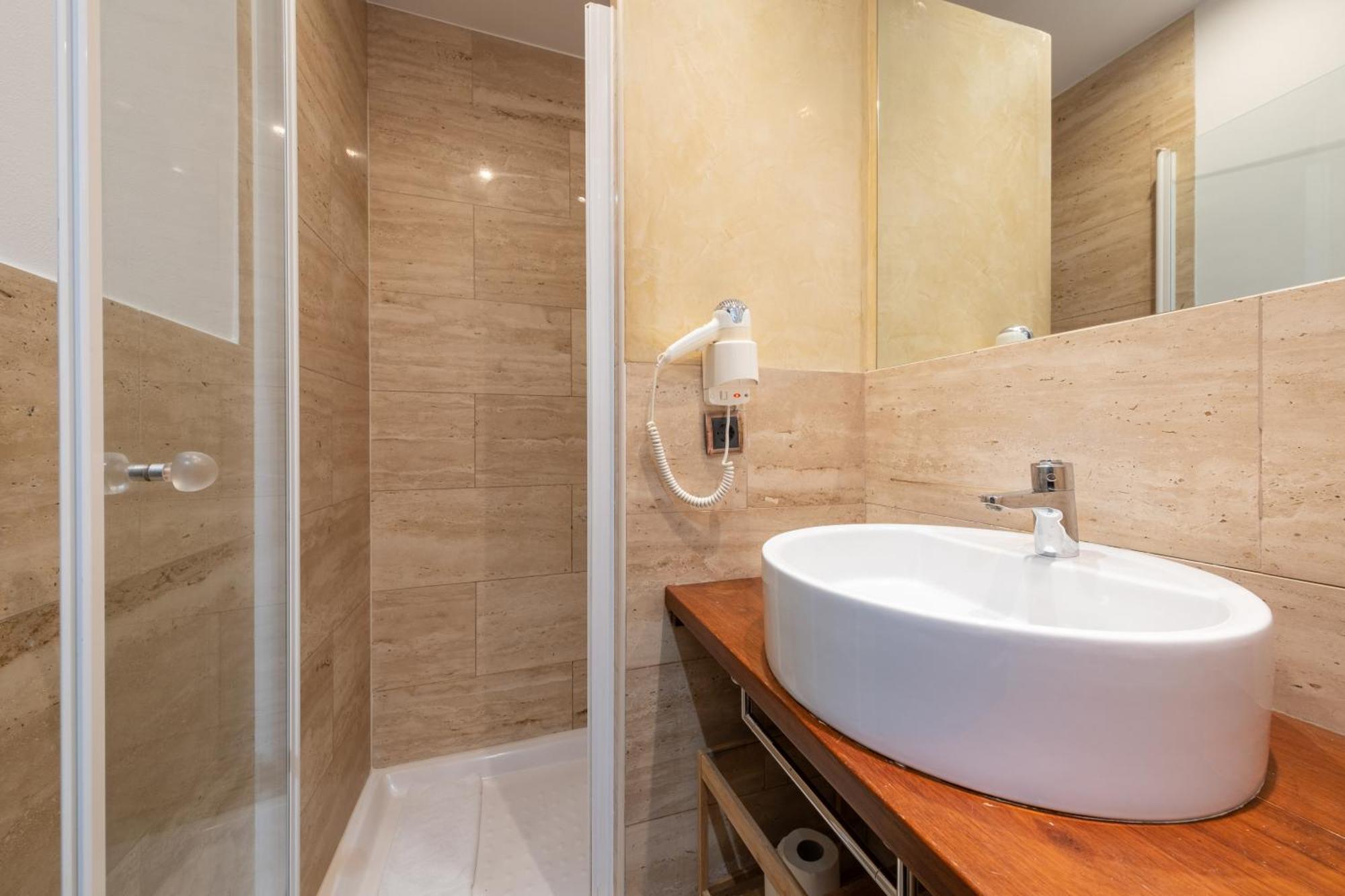Ainb Born-Dames Apartments Barcelona Ngoại thất bức ảnh