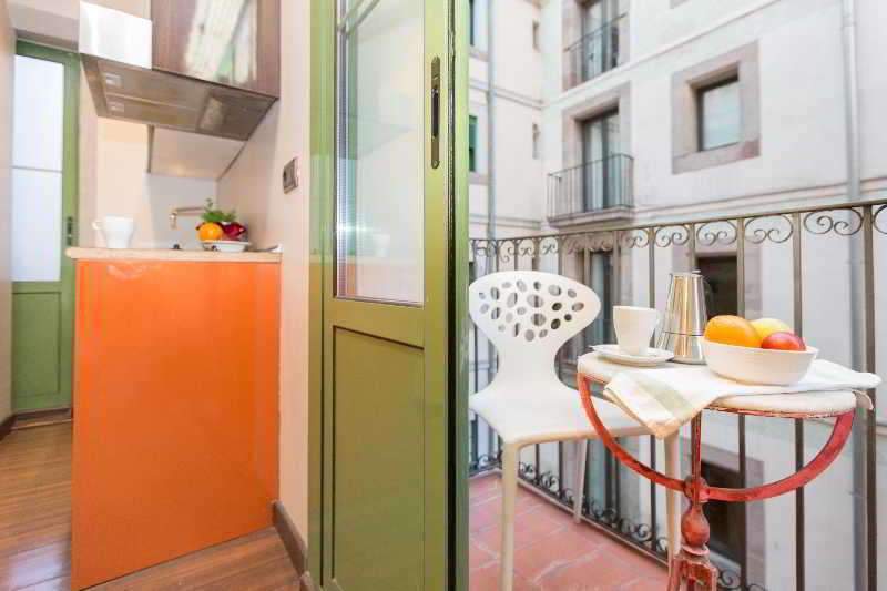 Ainb Born-Dames Apartments Barcelona Ngoại thất bức ảnh