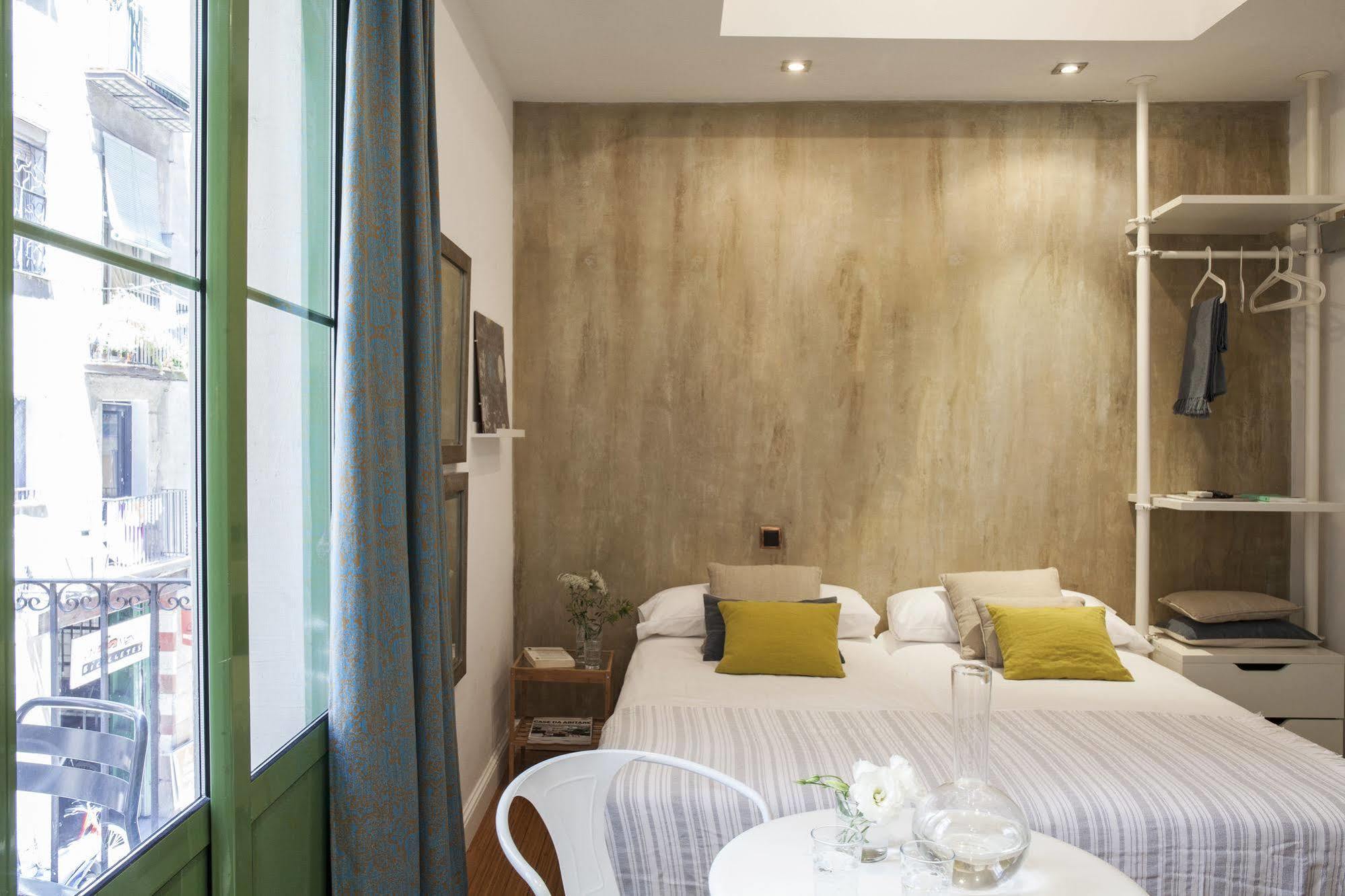 Ainb Born-Dames Apartments Barcelona Ngoại thất bức ảnh